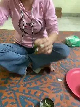 JessieLiu – webcam model profile photo Image 2