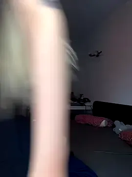 ElizaJaramillo – webcam model profile photo Image 4