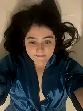 MayaLady – webcam model profile photo Image 17