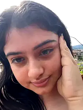 MayaLady – webcam model profile photo Image 7