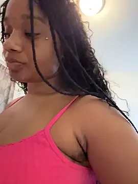 AyshaConnor – webcam model profile photo Image 19