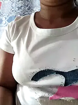 AngelinaKors – webcam model profile photo Image 3