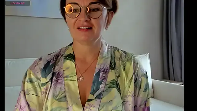 RuddyReyes – webcam model profile photo Image 16