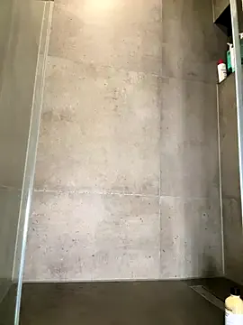 MadelineLane – webcam model profile photo Image 18