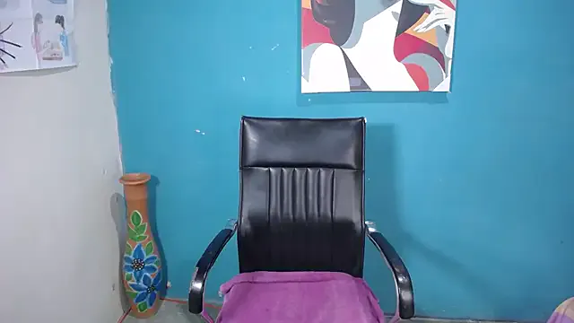 Sarawhitee – webcam model profile photo Image 18