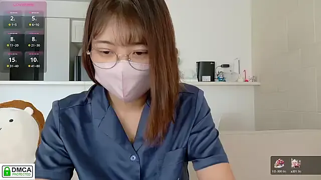 IvyStuart – webcam model profile photo Image 13