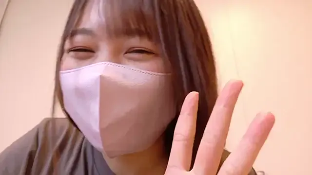 IvyStuart – webcam model profile photo Image 3