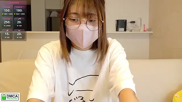 IvyStuart – webcam model profile photo Image 7