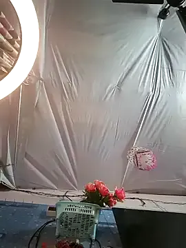 AnnAbbey – webcam model profile photo Image 12