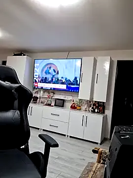 TessaMyst – webcam model profile photo Image 8