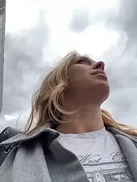 HaleyLyon – webcam model profile photo Image 16