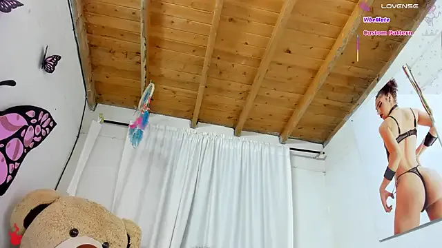 kellyvenous – webcam model profile photo Image 11