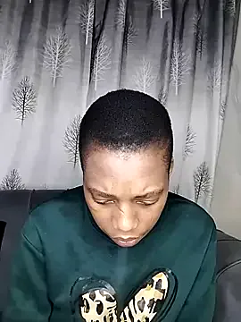 IvyHarpers – webcam model profile photo Image 12