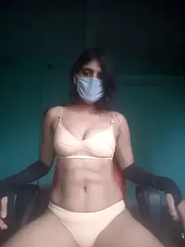 SherineNorth – webcam model profile photo Image 4