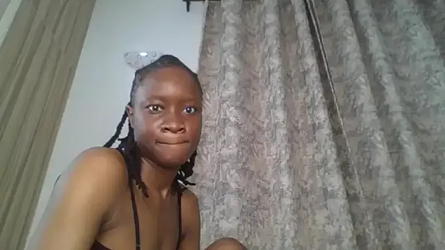 TessaMyst – webcam model profile photo Image 9