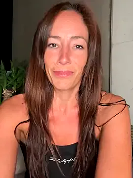 Ninabigtitied – webcam model profile photo Image 8