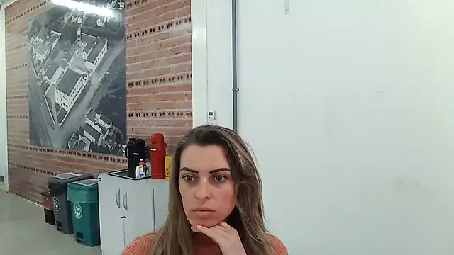 SherineNorth – webcam model profile photo Image 10