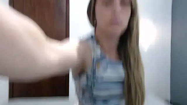 SherineNorth – webcam model profile photo Image 18