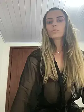 SherineNorth – webcam model profile photo Image 3