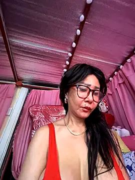 BelleLouiseVp – webcam model profile photo Image 10