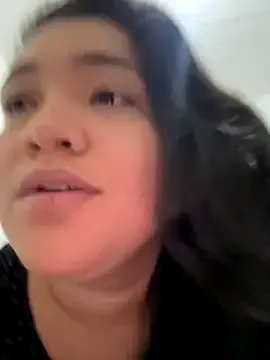 V-Hot-Sweti – webcam model profile photo Image 18