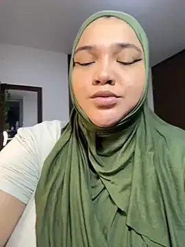 V-Hot-Sweti – webcam model profile photo Image 8