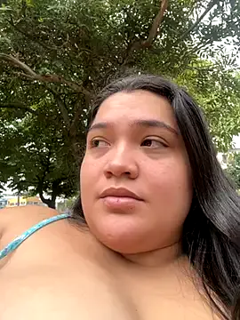 V-Hot-Sweti – webcam model profile photo Image 9