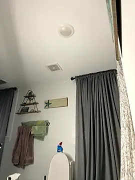 AmberJoulie – webcam model profile photo Image 10