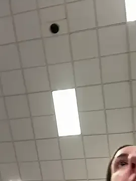 AmberJoulie – webcam model profile photo Image 4