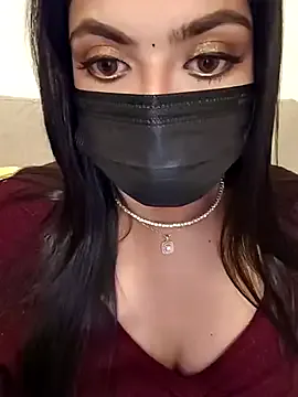 EsmeBrowm – webcam model profile photo Image 10