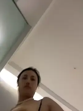 FroggyAnna – webcam model profile photo Image 8