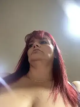 Fancy-t33n – webcam model profile photo Image 13