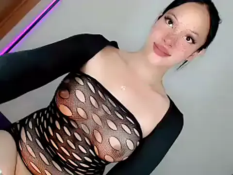 IvyHarpers – webcam model profile photo Image 18