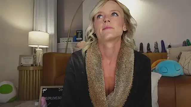 PumaShyXD – webcam model profile photo Image 2