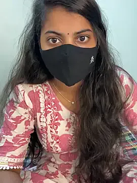 kira_mia – webcam model profile photo Image 3