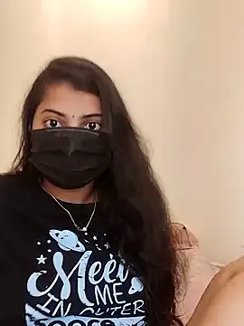 kira_mia – webcam model profile photo Image 4