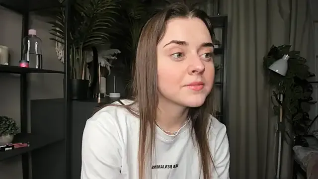 Peachy_Dream – webcam model profile photo Image 10