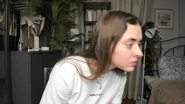 Peachy_Dream – webcam model profile photo Image 8