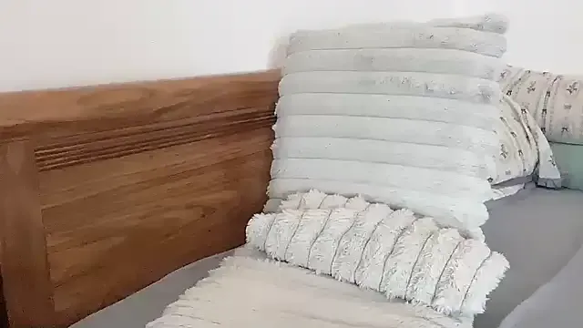 AbbyZanella – webcam model profile photo Image 11