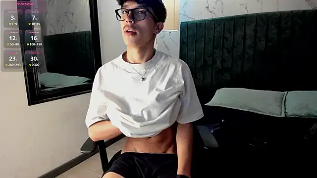 yuer2563 – webcam model profile photo Image 6