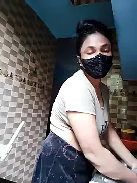 AdrianaAndrade – webcam model profile photo Image 13