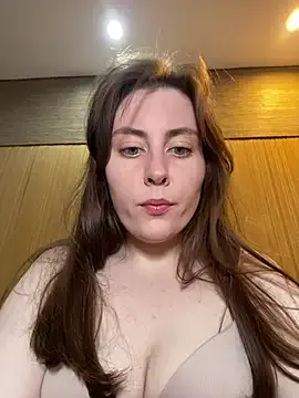 MayaHiper – webcam model profile photo Image 12