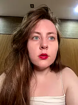 MayaHiper – webcam model profile photo Image 14