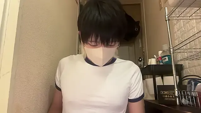 Dolce – webcam model profile photo Image 2