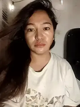 EsmeBrowm – webcam model profile photo Image 12