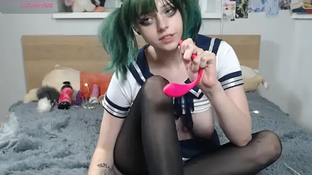 LeyahSummer – webcam model profile photo Image 17