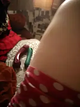 Dolce – webcam model profile photo Image 8