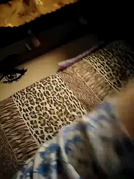 Dolce – webcam model profile photo Image 9