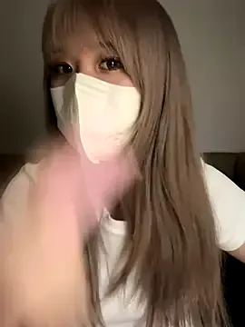 Raisa – webcam model profile photo Image 2