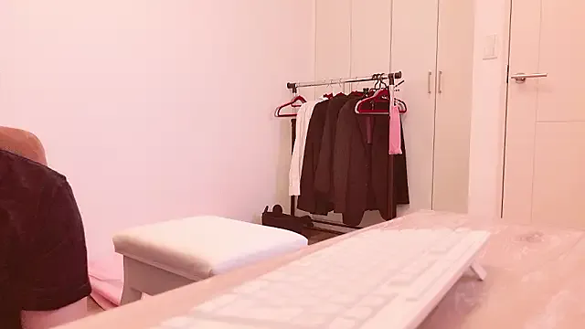 AngerlaMei – webcam model profile photo Image 13